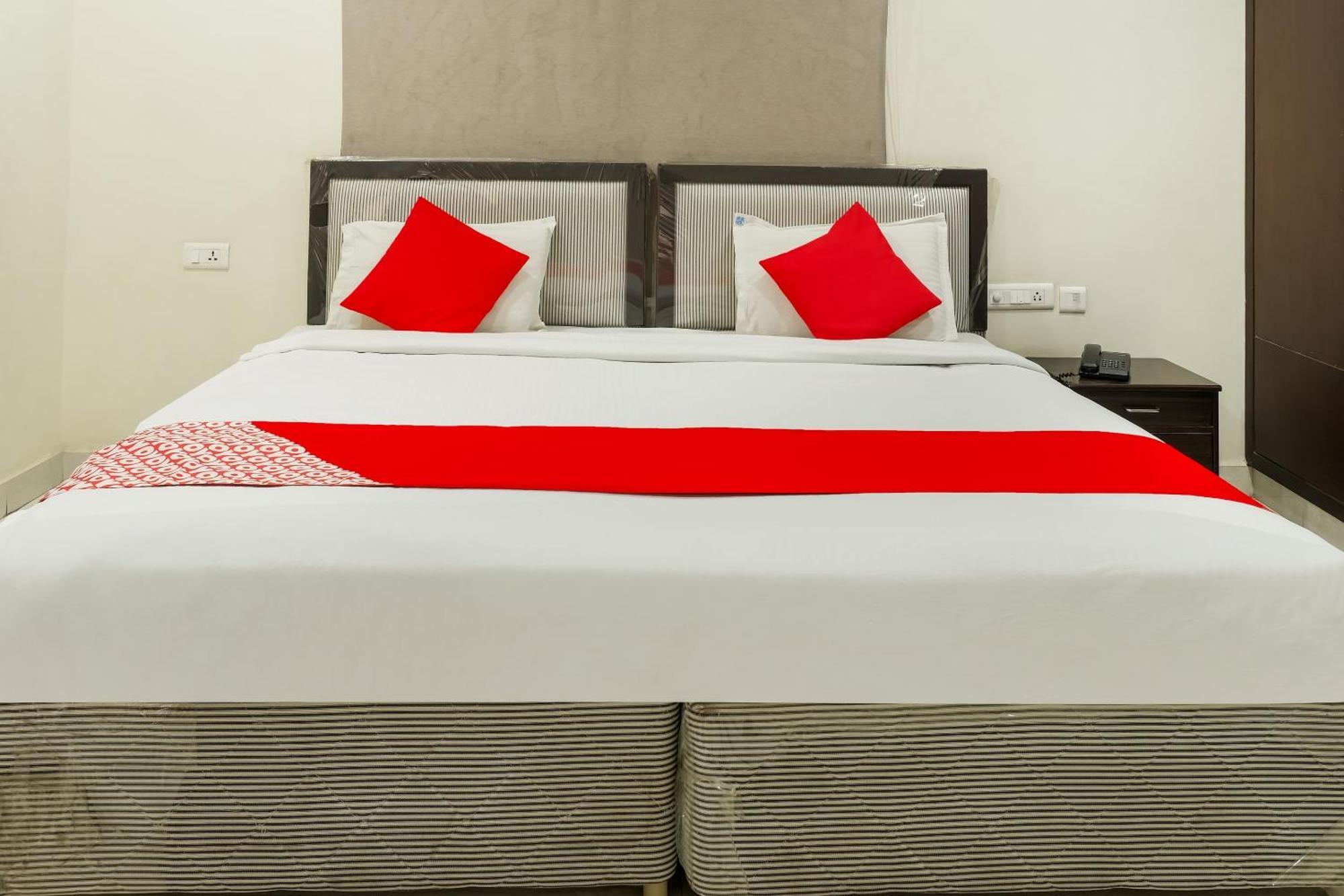 Hotel O Karthikeya Pride Vijayawāda Екстериор снимка